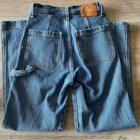 Levi’s rib cage straight jean - Picture 1 of 7